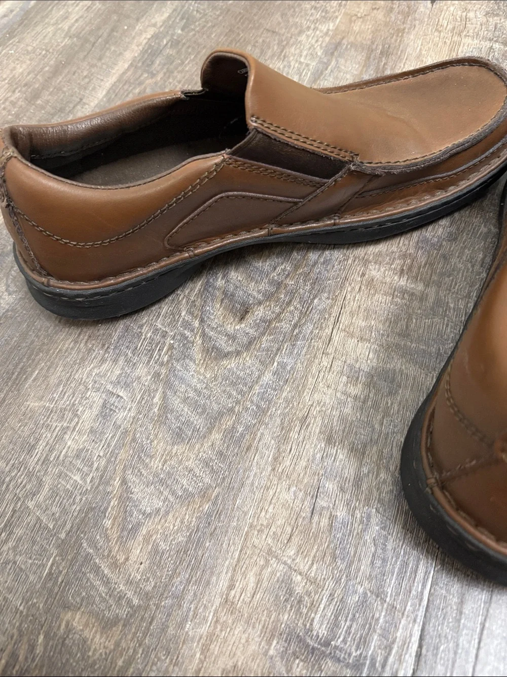 Skechers Men's Carrera Brown Leather Slip-On Loafers